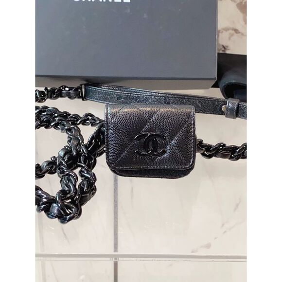 Chanel Women Pre-Loved Bag Very Good Condition - Picture 5 of 9